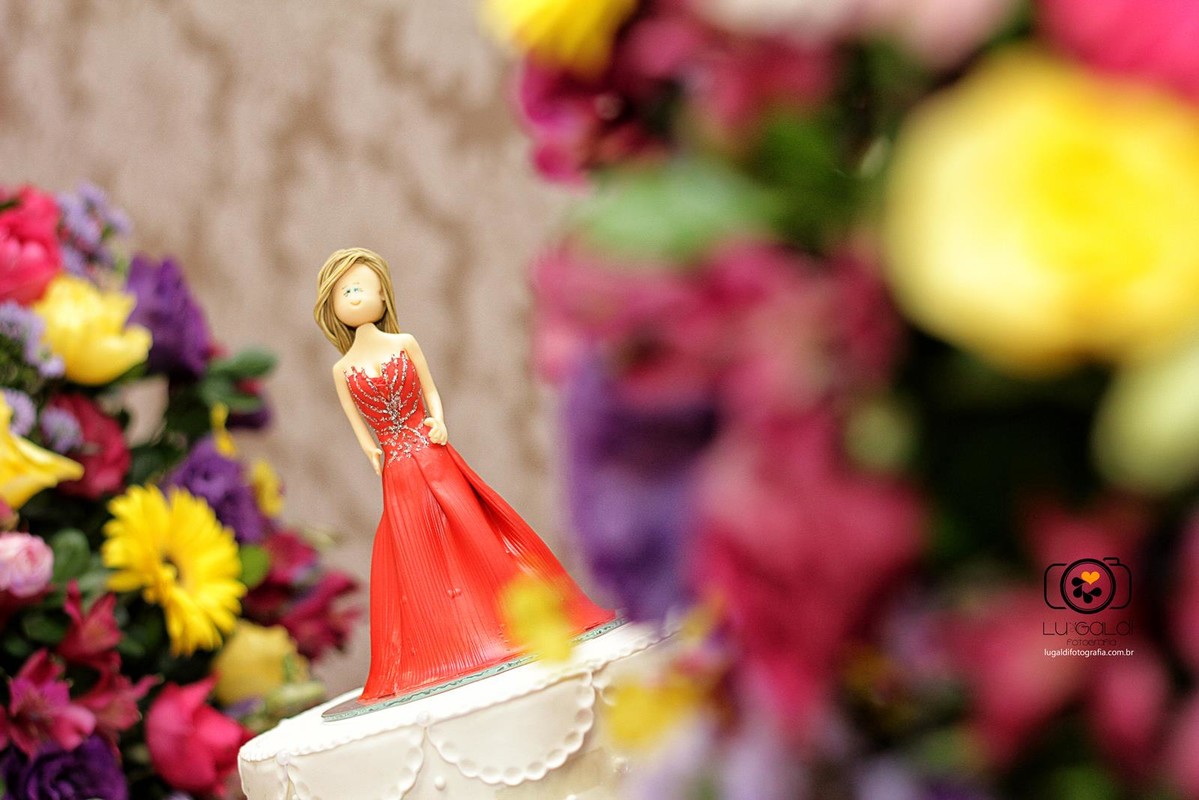 Fotos tiradas por Lu Galdi Fotografia , registrando o dia especial de Heloisa Nicoletti , 15 anos , debutante , na cidade de Piracicaba/SP , no Espaço  Portal Festas e Eventos , com Buffet D'or , decoração Gisele Delamutta