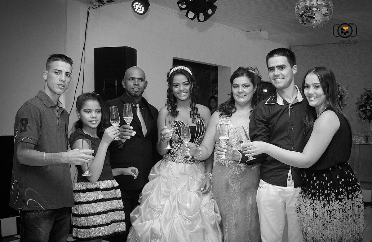 Fotos tiradas por Lu Galdi Fotografia, em Aniversario de 15 anos , de Gabriela , na cidade de Piracicaba/SP , em Espaço Buffet Toque de Amor , registrando um dia especial , com muitas emoções !