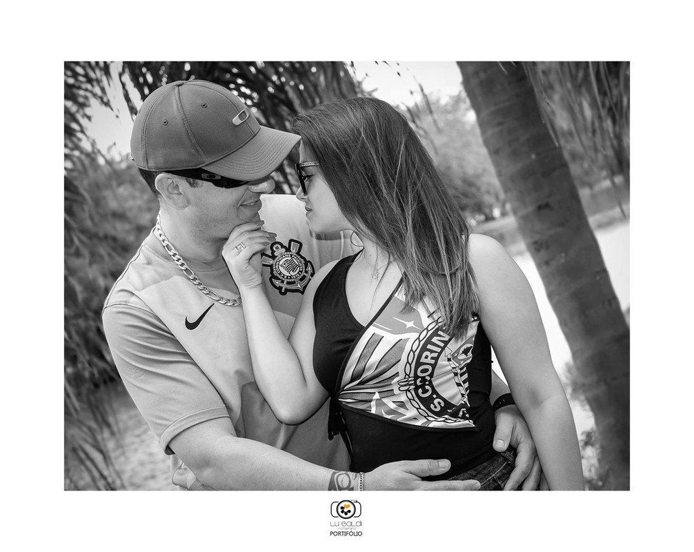 Fotos tiradas por Lu Galdi Fotografia , portifólio Black and White , na cidade de Piracicaba/SP , fotos decoração do estudio em molduras