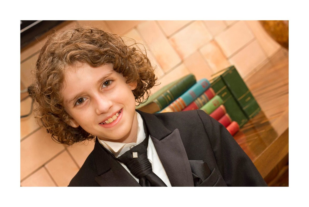 Fotos tiradas por Lu Galdi Fotografia , na cidade de Piracicaba/SP , registrando casamento de Ariane e Jairo , na Igreja São José e Recepção no Maravilha Eventos .