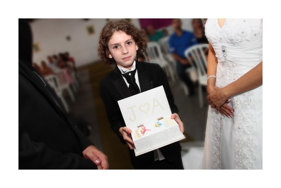 Fotos tiradas por Lu Galdi Fotografia , na cidade de Piracicaba/SP , registrando casamento de Ariane e Jairo , na Igreja São José e Recepção no Maravilha Eventos .