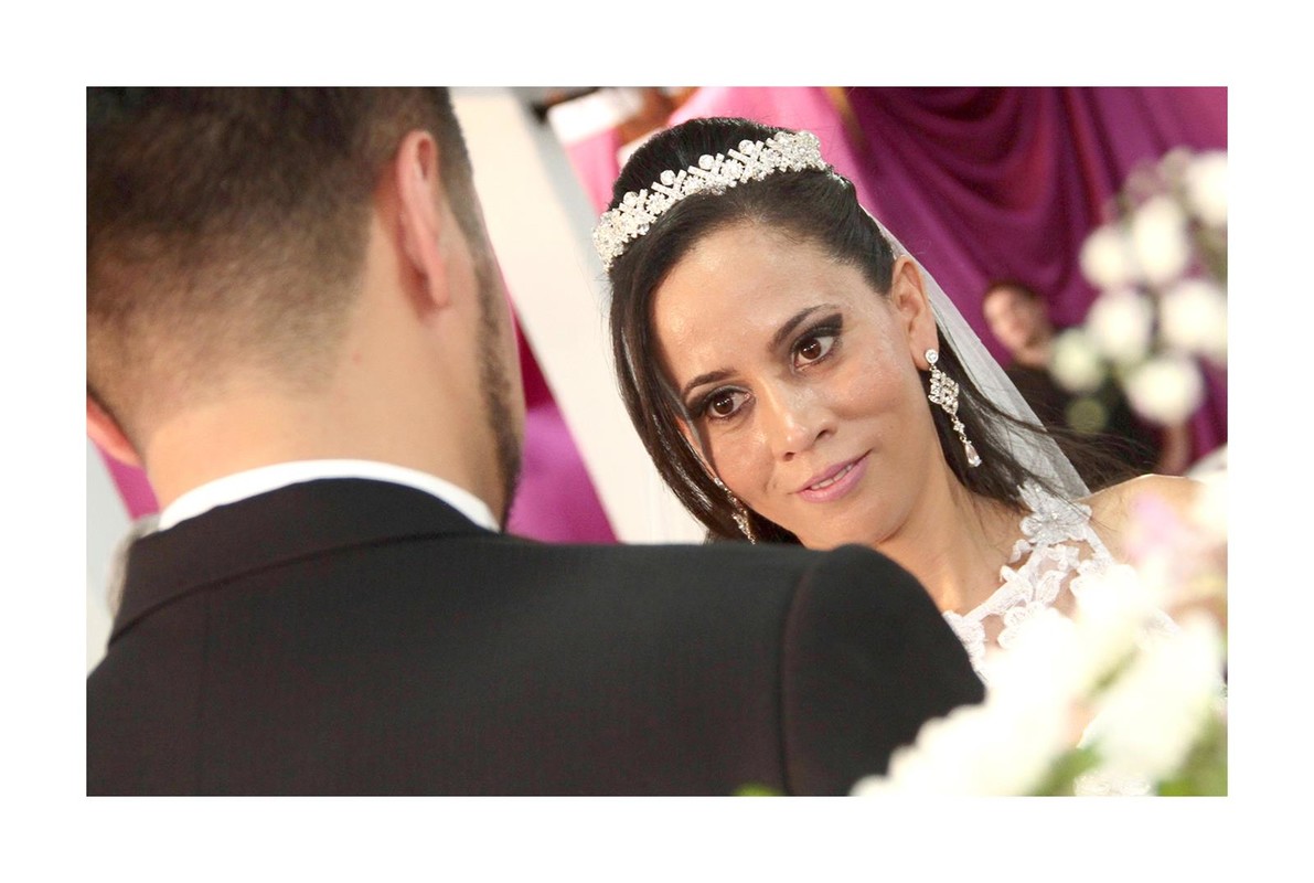 Fotos tiradas por Lu Galdi Fotografia , na cidade de Piracicaba/SP , registrando casamento de Ariane e Jairo , na Igreja São José e Recepção no Maravilha Eventos .