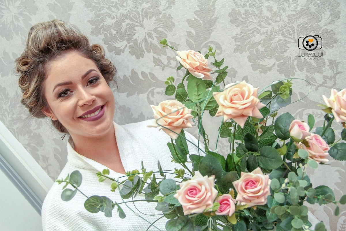 Fotos tiradas por Lu Galdi Fotografia , registrando a  Cerimonia Religiosa  de Casamento de Suellen e Milton  no  Espaço Toque de Amor , na cidade de Piracicaba/SP ,