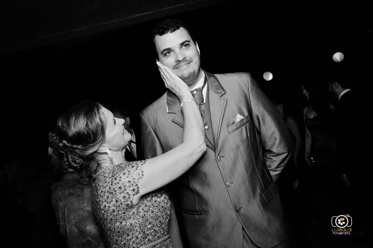 Fotos tiradas por Lu Galdi Fotografia , registrando a  Cerimonia Religiosa  de Casamento de Suellen e Milton  no  Espaço Toque de Amor , na cidade de Piracicaba/SP ,