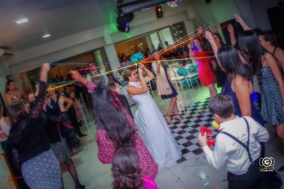 Fotos tiradas por Lu Galdi Fotografia , registrando a  Cerimonia Religiosa  de Casamento de Suellen e Milton  no  Espaço Toque de Amor , na cidade de Piracicaba/SP ,