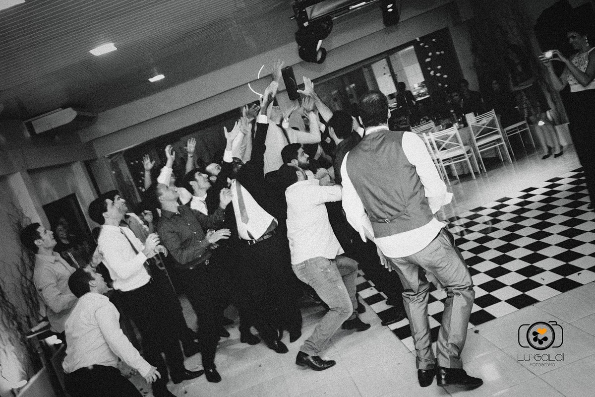 Fotos tiradas por Lu Galdi Fotografia , registrando a  Cerimonia Religiosa  de Casamento de Suellen e Milton  no  Espaço Toque de Amor , na cidade de Piracicaba/SP ,