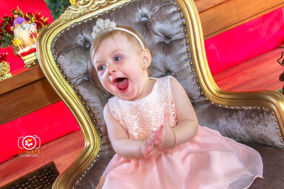 Fotos tiradas por Lu Galdi Fotografia , registrando o Primeiro Aninho de Isabella , na cidade de Piracicaba/SP , no Salão de Festas Maravilha Eventos