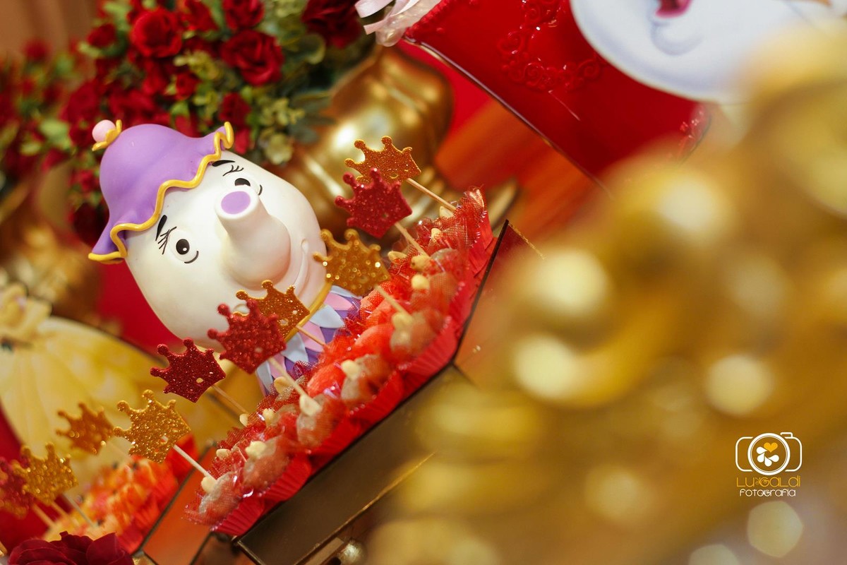 Fotos tiradas por Lu Galdi Fotografia , registrando o Primeiro Aninho de Isabella , na cidade de Piracicaba/SP , no Salão de Festas Maravilha Eventos