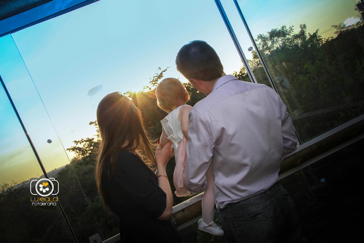 Fotos tiradas por Lu Galdi Fotografia , registrando o Primeiro Aninho de Isabella , na cidade de Piracicaba/SP , no Salão de Festas Maravilha Eventos