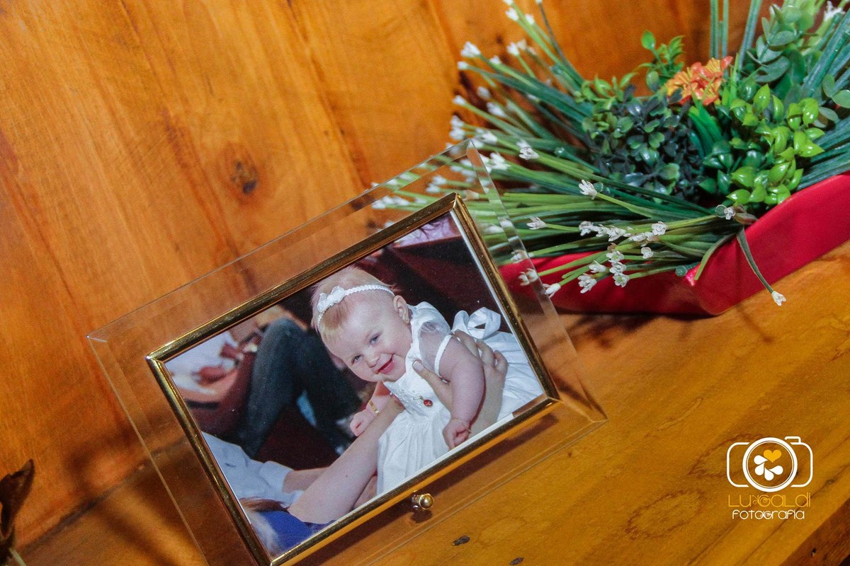 Fotos tiradas por Lu Galdi Fotografia , registrando o Primeiro Aninho de Isabella , na cidade de Piracicaba/SP , no Salão de Festas Maravilha Eventos