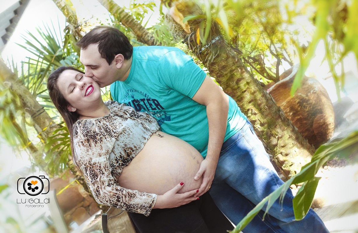 Gestante , fotos tiradas por Lu Galdi Fotografia , na cidade de Piracicaba , no Parque da Rua do porto e Hotel Beira Rio , fotografando a gestação de Suzana , junto ao seu marido Alexandre , a espera de Enzo Alexandre !