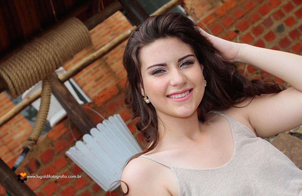 Ensaio Leandra , fotos tiradas por Lu Galdi Fotografia , na cidade de Piracicaba/SP, registrando dia especial desta Princesa linda !