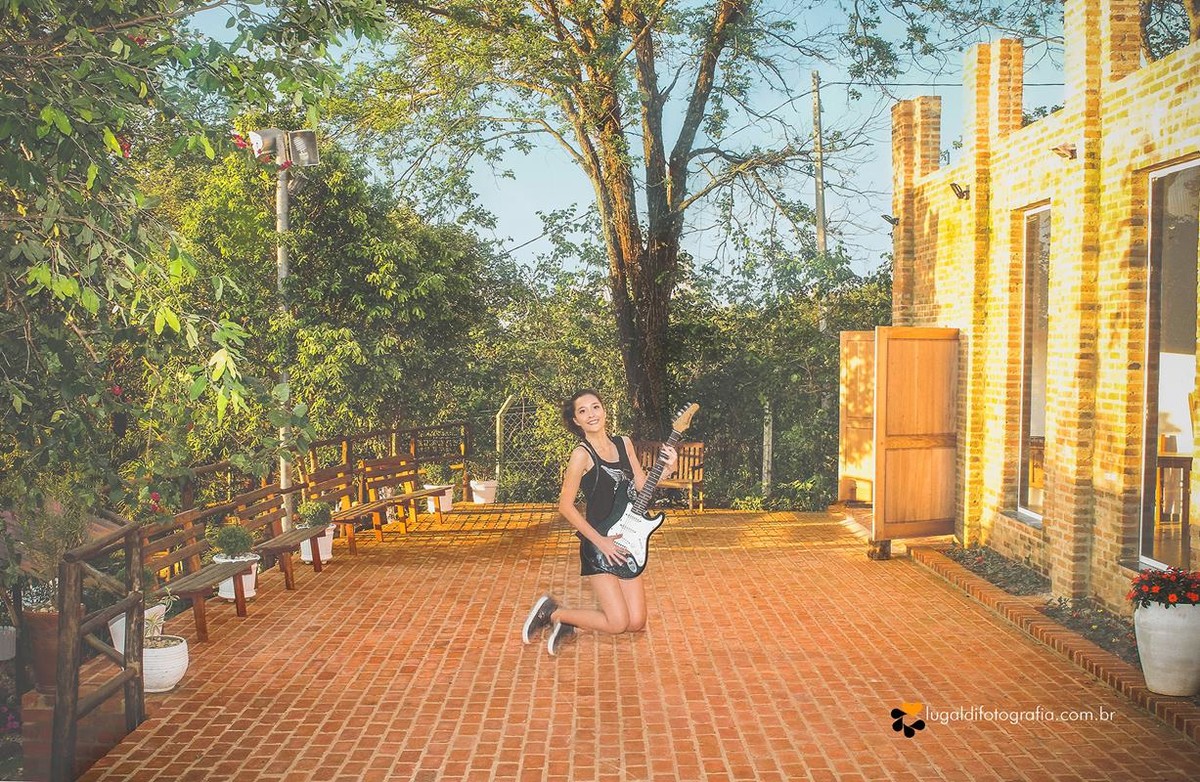 Dia especial , em Ensaio de 15 anos de isabela , na cidade de Piracicaba/SP , fotografado por Lu Galdi Fotografia , registrando um dia especial para a debutante .