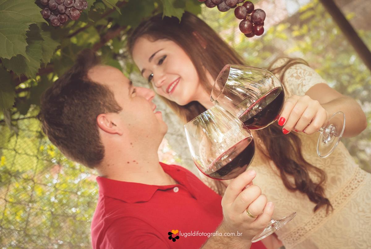 Um dia especial Pré Wedding de Aline e Maicon , casal apaixonado , super divertido , fotos tiradas por Lu Galdi Fotografia , na cidade de Piracicaba, São Paulo , foi lindo !!!