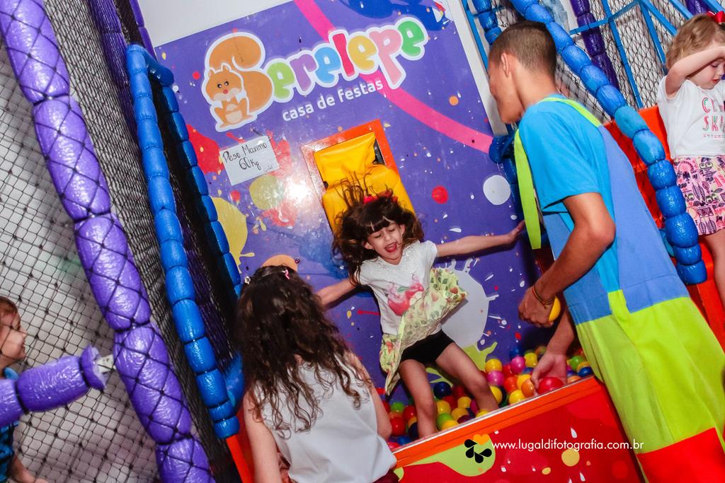Comemorando , 5 aninhos , festa infantil , Mariana , por Lu Galdi Fotografia, na cidade de Piracicaba/SP , com muitas alegrias e divers~çao em Buffet Serelep , Branca de Neve , familia