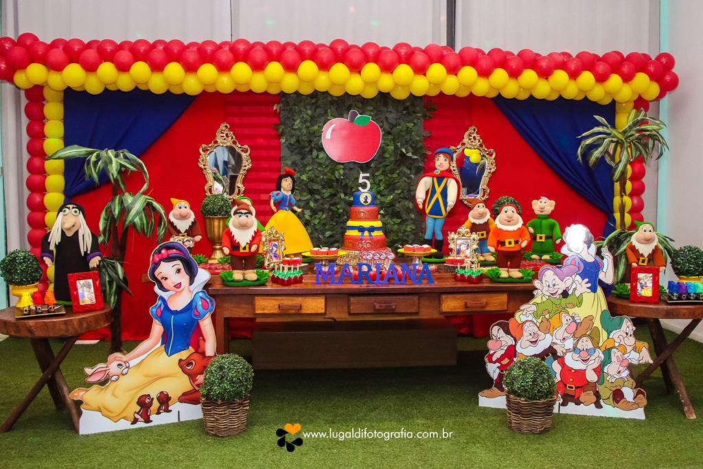 Comemorando , 5 aninhos , festa infantil , Mariana , por Lu Galdi Fotografia, na cidade de Piracicaba/SP , com muitas alegrias e divers~çao em Buffet Serelep , Branca de Neve , familia