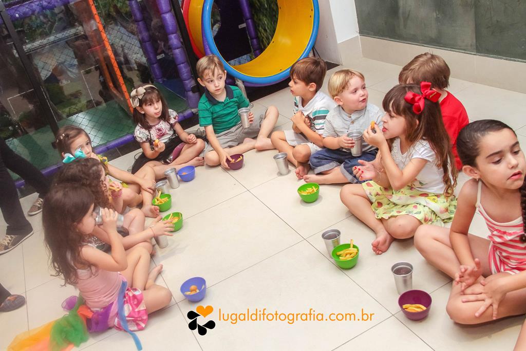 Comemorando , 5 aninhos , festa infantil , Mariana , por Lu Galdi Fotografia, na cidade de Piracicaba/SP , com muitas alegrias e divers~çao em Buffet Serelep , Branca de Neve , familia