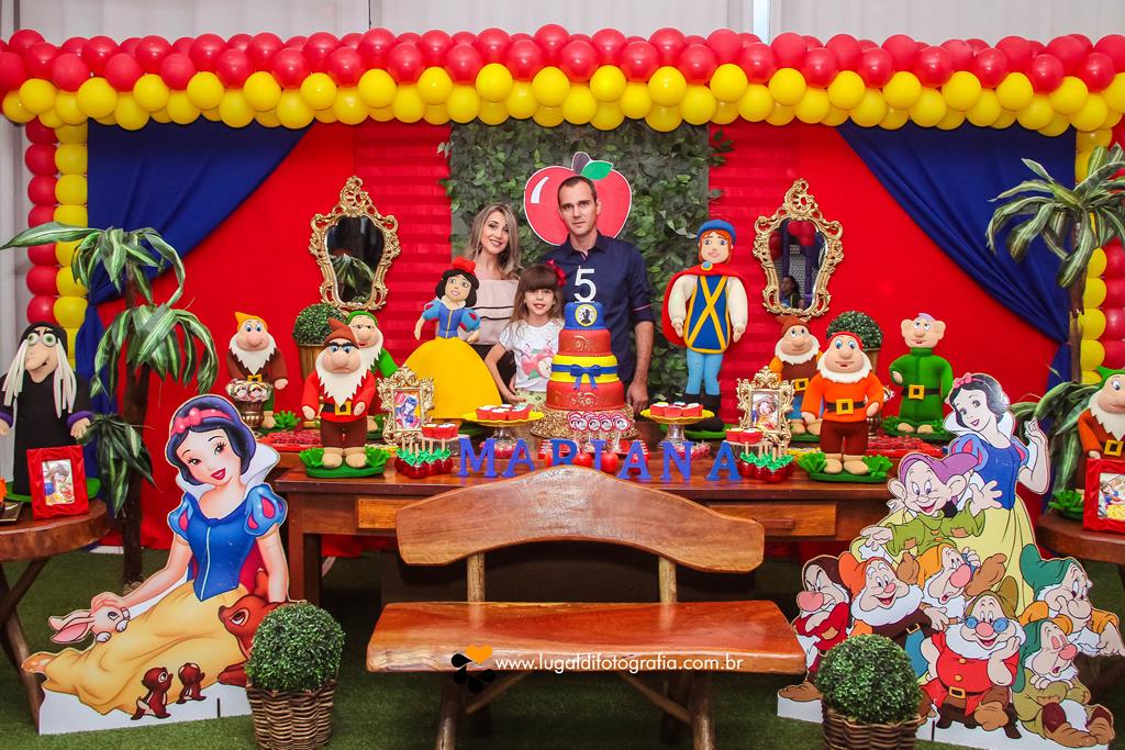 Comemorando , 5 aninhos , festa infantil , Mariana , por Lu Galdi Fotografia, na cidade de Piracicaba/SP , com muitas alegrias e divers~çao em Buffet Serelep , Branca de Neve , familia