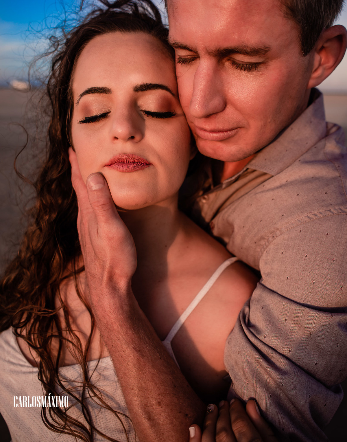 CASAL  ROMANTICO