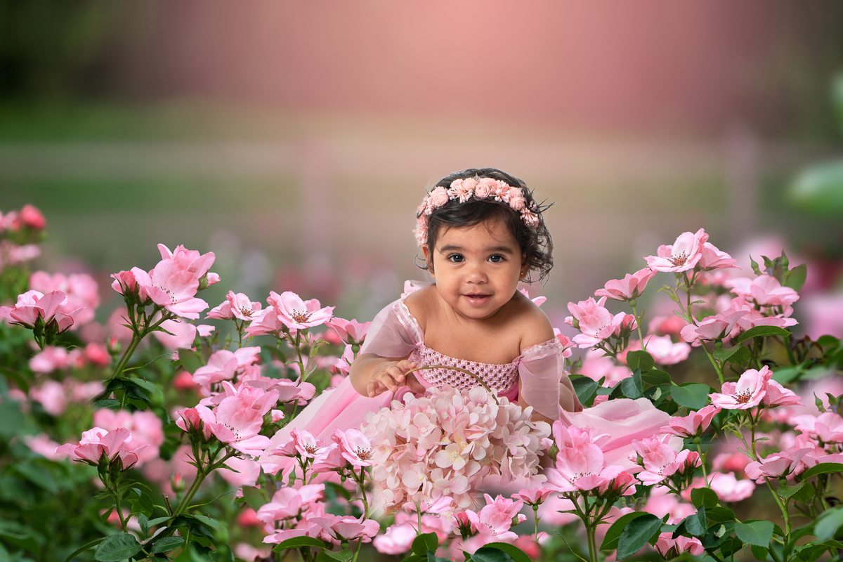 Ensaio temático jardim encantado cheio de charme e fofuras, as asas não podiam faltar. 