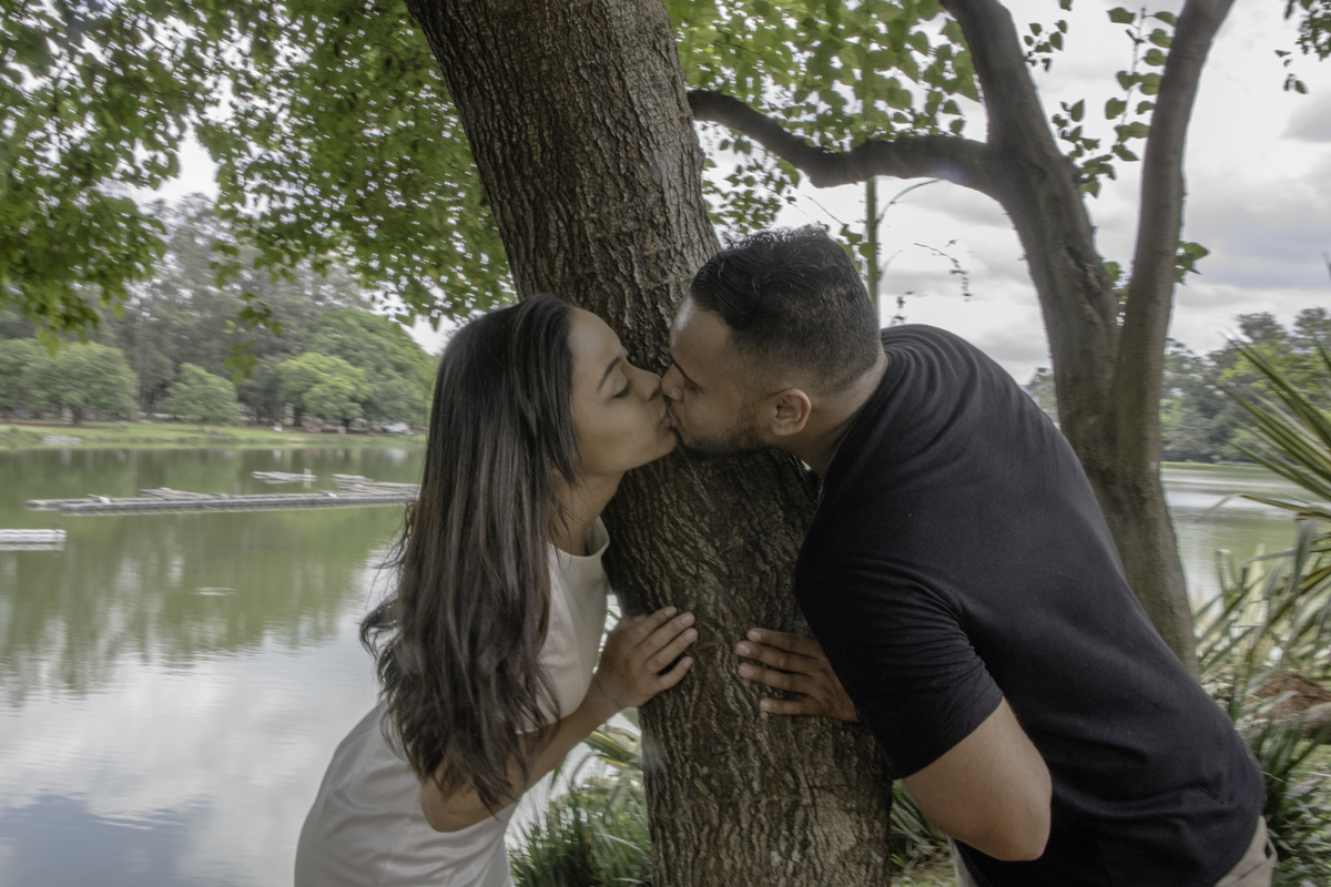 E-session: Ensaio de casal no Parque do Ibirapuera - SP