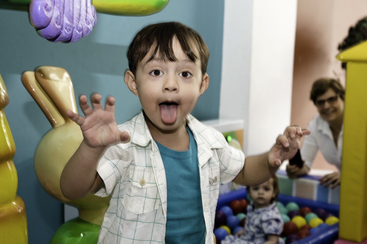 Festa de aniversario de tres anos de menino, com o tema Cat Noir