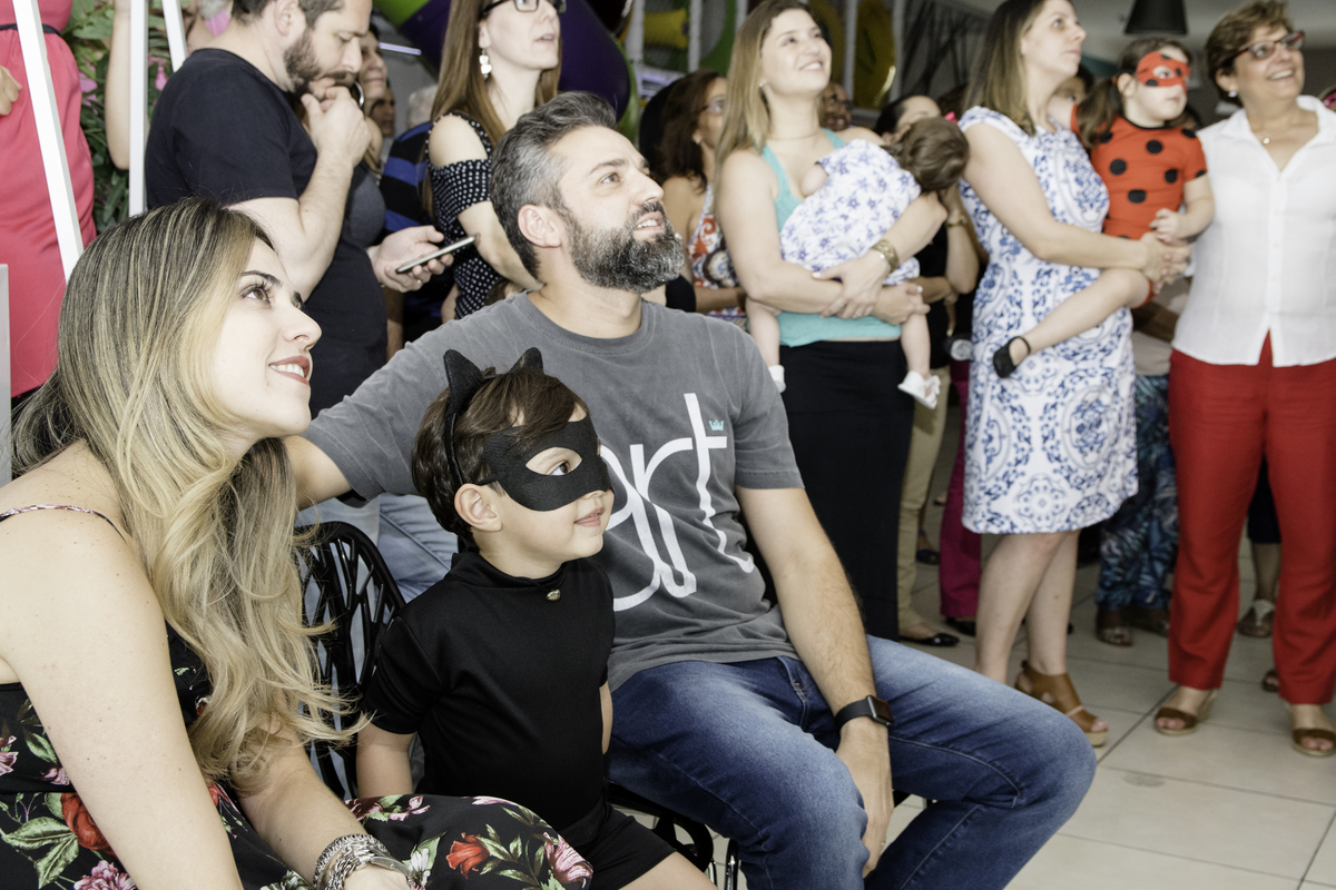 Festa de aniversario de tres anos de menino, com o tema Cat Noir