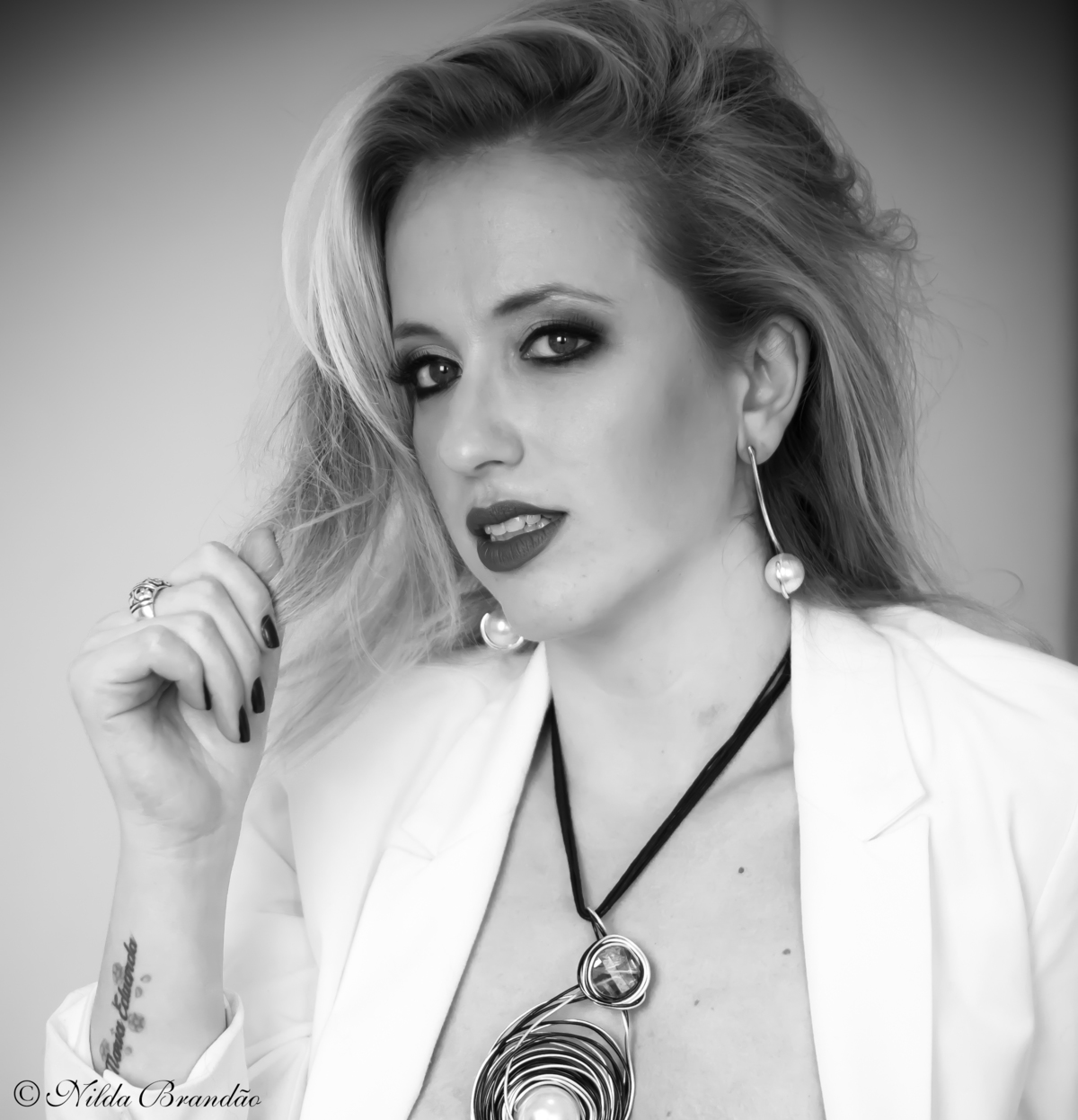 Ensaio sensual, realçando a beleza feminina. Porque todas as mulheres são lindas, algumas apenas não acreditam nisso. 