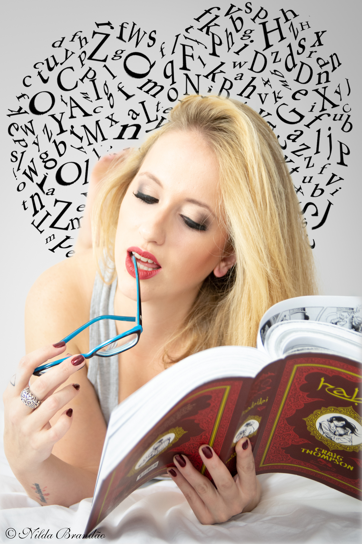 Ensaio sensual, realçando a beleza feminina. Porque todas as mulheres são lindas, algumas apenas não acreditam nisso. 