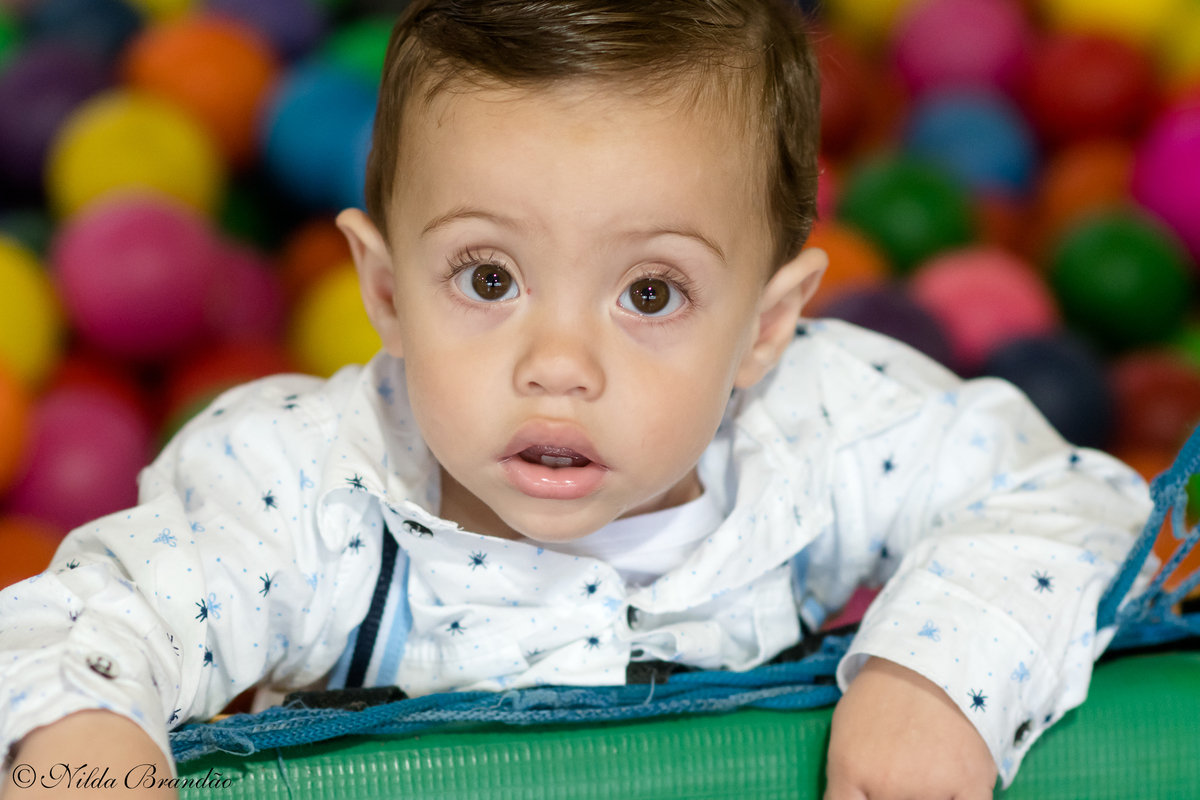 Olhando curioso pra fotógrafa.