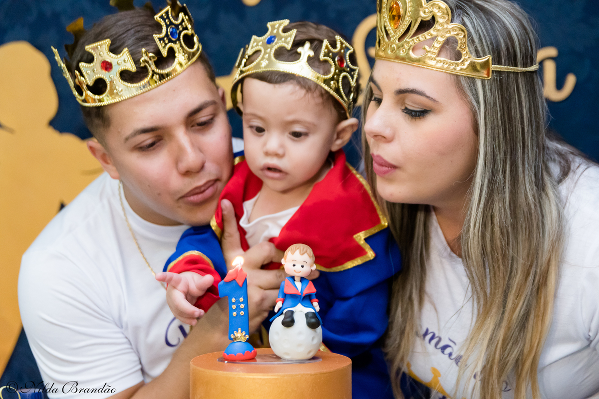A primeira festa de aniversario com o Tema o Pequeno principe