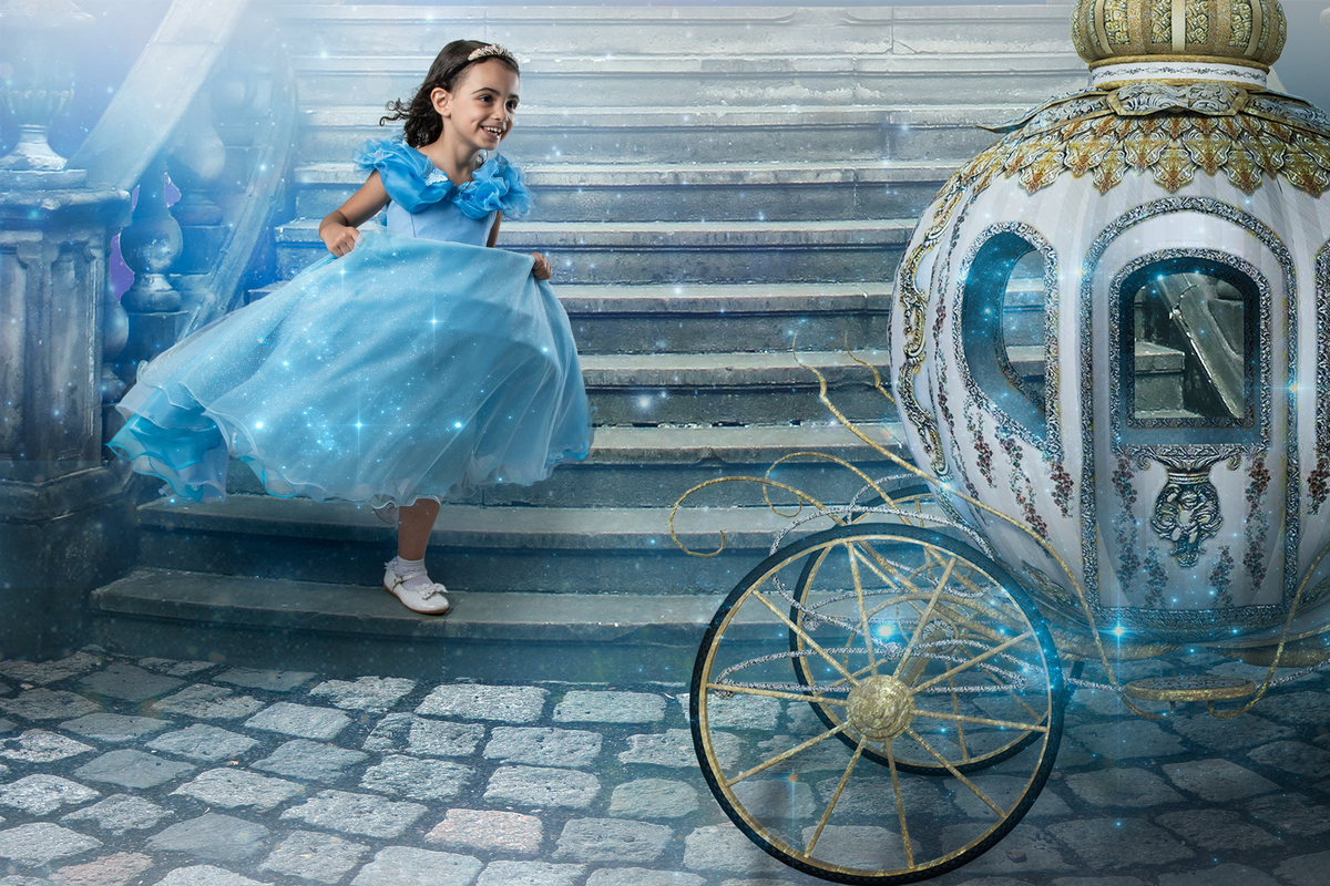 Ensaio Infantil Temático Cinderela, com vestido igual ao do filme da Disney