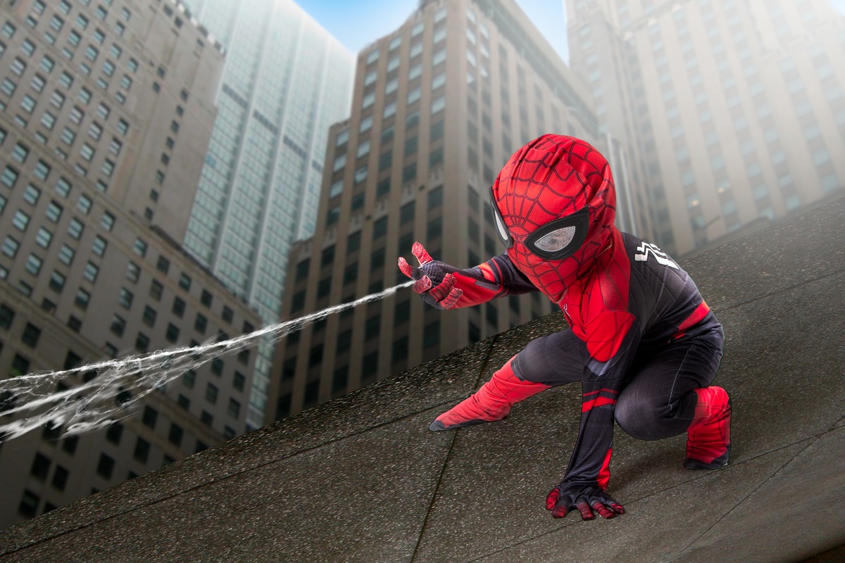 Ensaio infantil temático homem aranha 