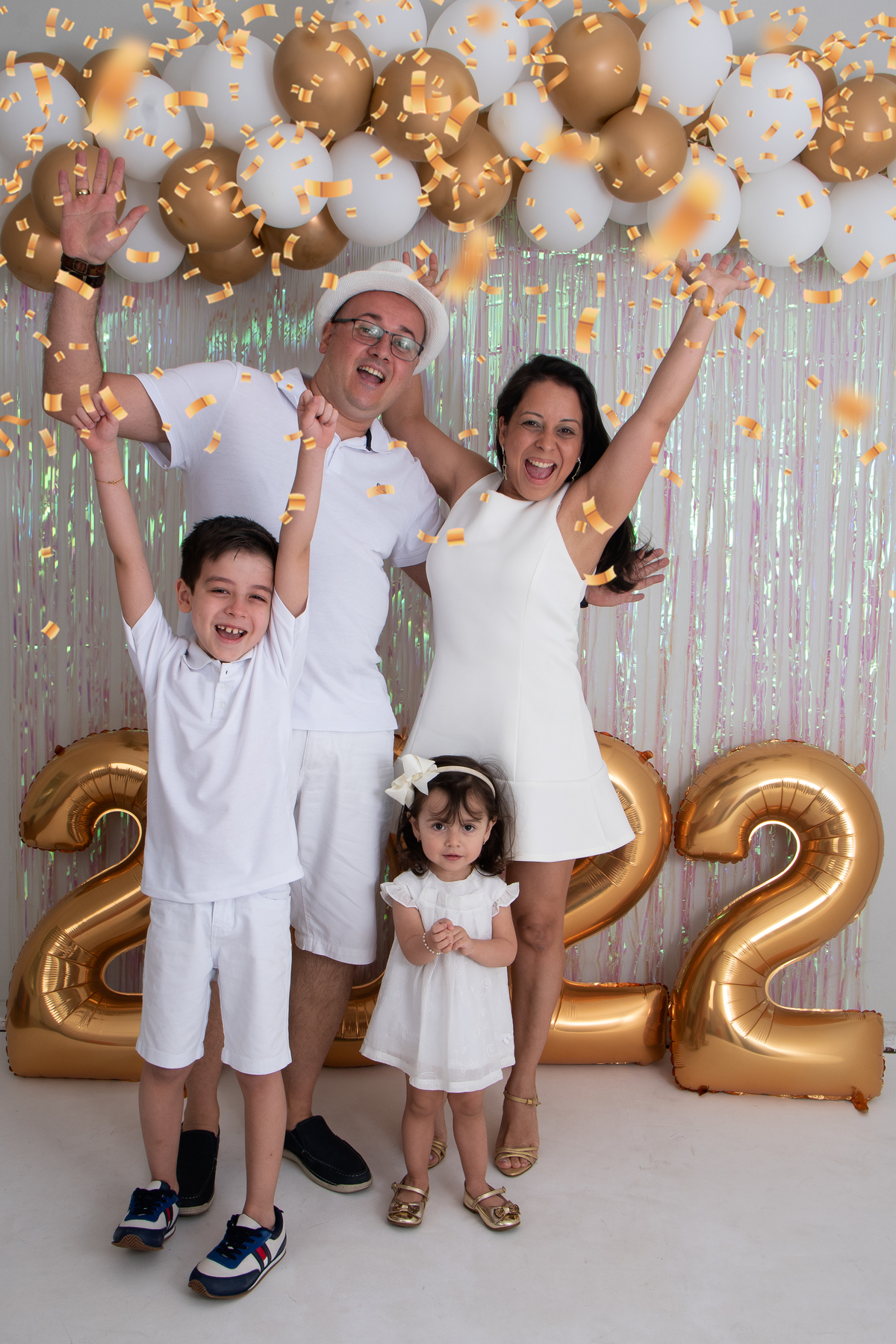 Esperar o ano novo fazendo fotos divertidas e cheias de boas energias, quer jeito mais legal de começar um novo ciclo?

