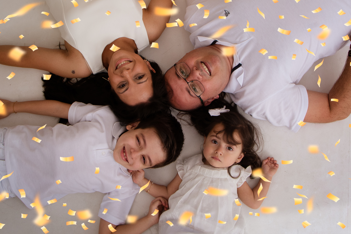 Esperar o ano novo fazendo fotos divertidas e cheias de boas energias, quer jeito mais legal de começar um novo ciclo?

