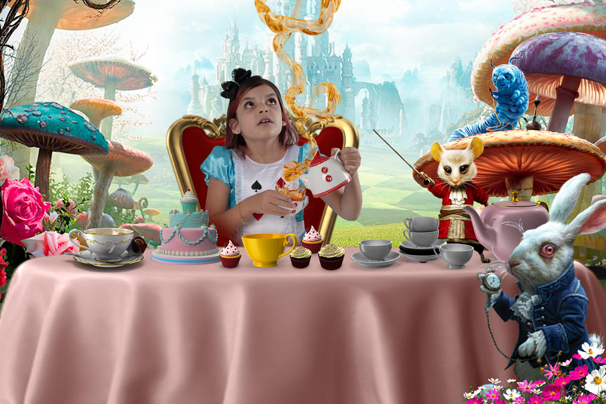 Ensaio lúdico Alice no Pais das Maravilhas 