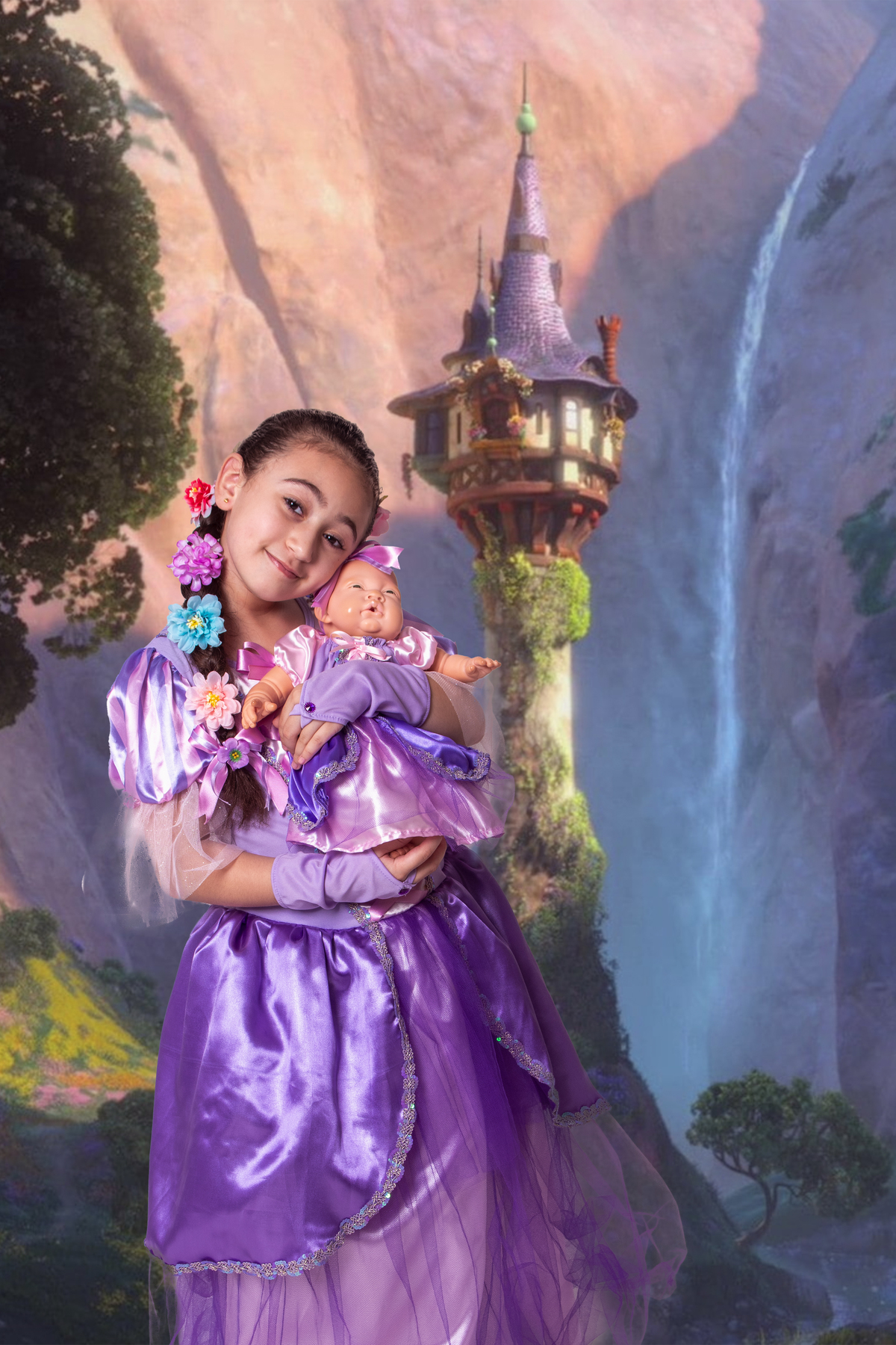 Ensaio fotográfico infantil lúdico com tema Enrolados da Disney, Rapunzel em grande estilo