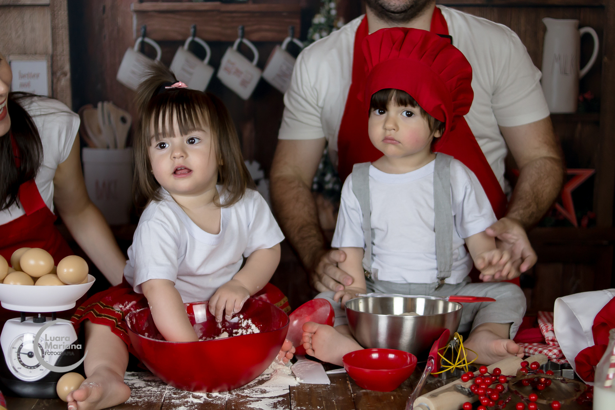 ensaio interativo natal familia bebe gemeos estudio sp zl cozinha bagunca