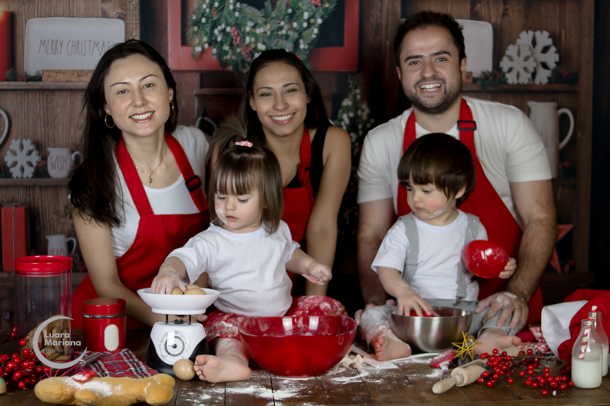 ensaio interativo natal familia bebe gemeos estudio sp zl cozinha bagunca