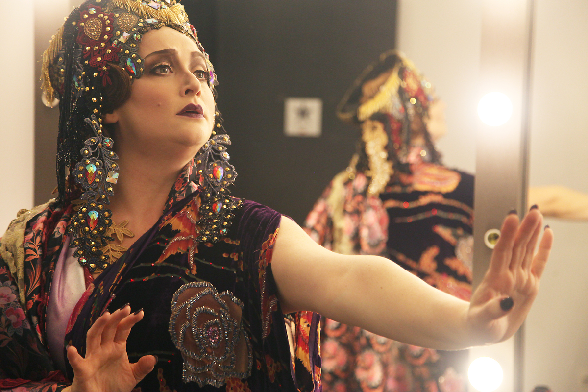 Andrezza Massei - Sunset Boulevard