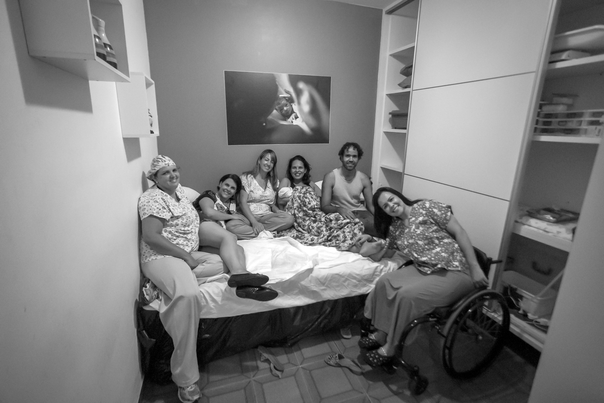 Registro de nascimento fotografia de parto humanizado doula Veloso Valentim Fotografia afetiva