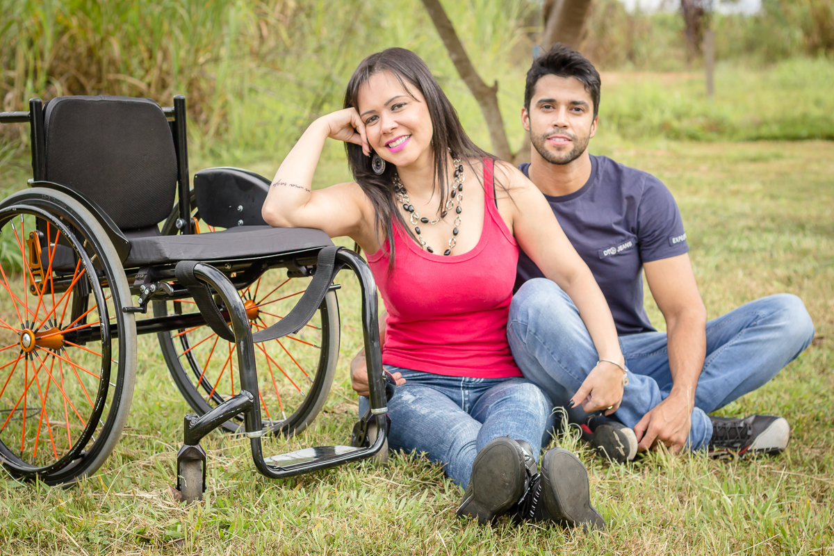 Ensaio casal cadeira de rodas moto romântico Veloso Valentim Fotografia Afetiva Melissa Martinelli