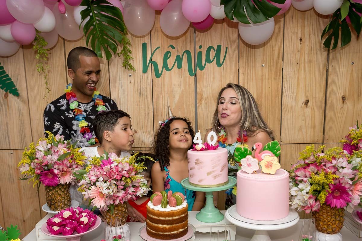 assoprando a velhinha 40 anos