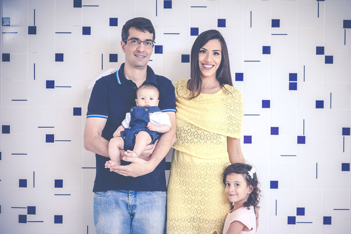 família azul amarelo painel azulejos athos bulcão pilotis asa sul brasília