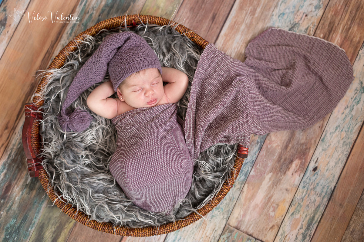 newborn relax