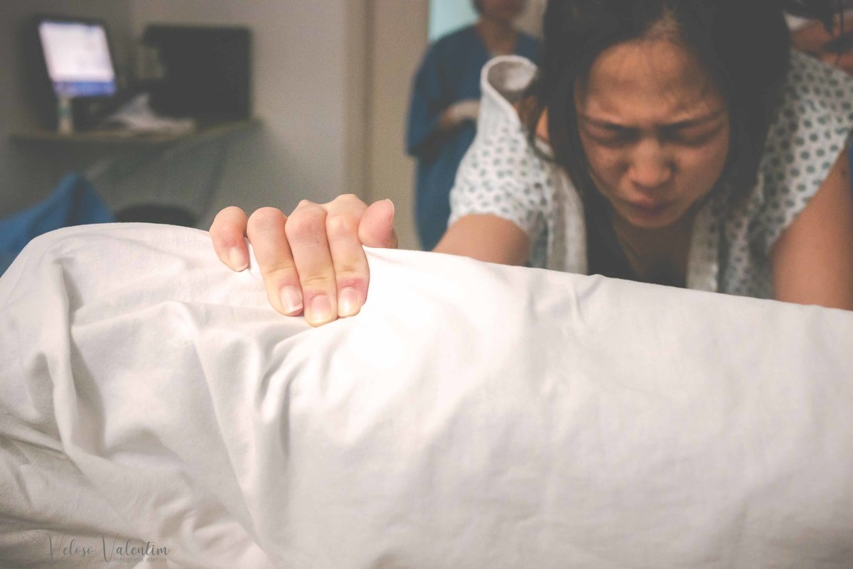 fotografia de parto fotógrafa de parto parto natural hospitalar maternidade Brasília DF