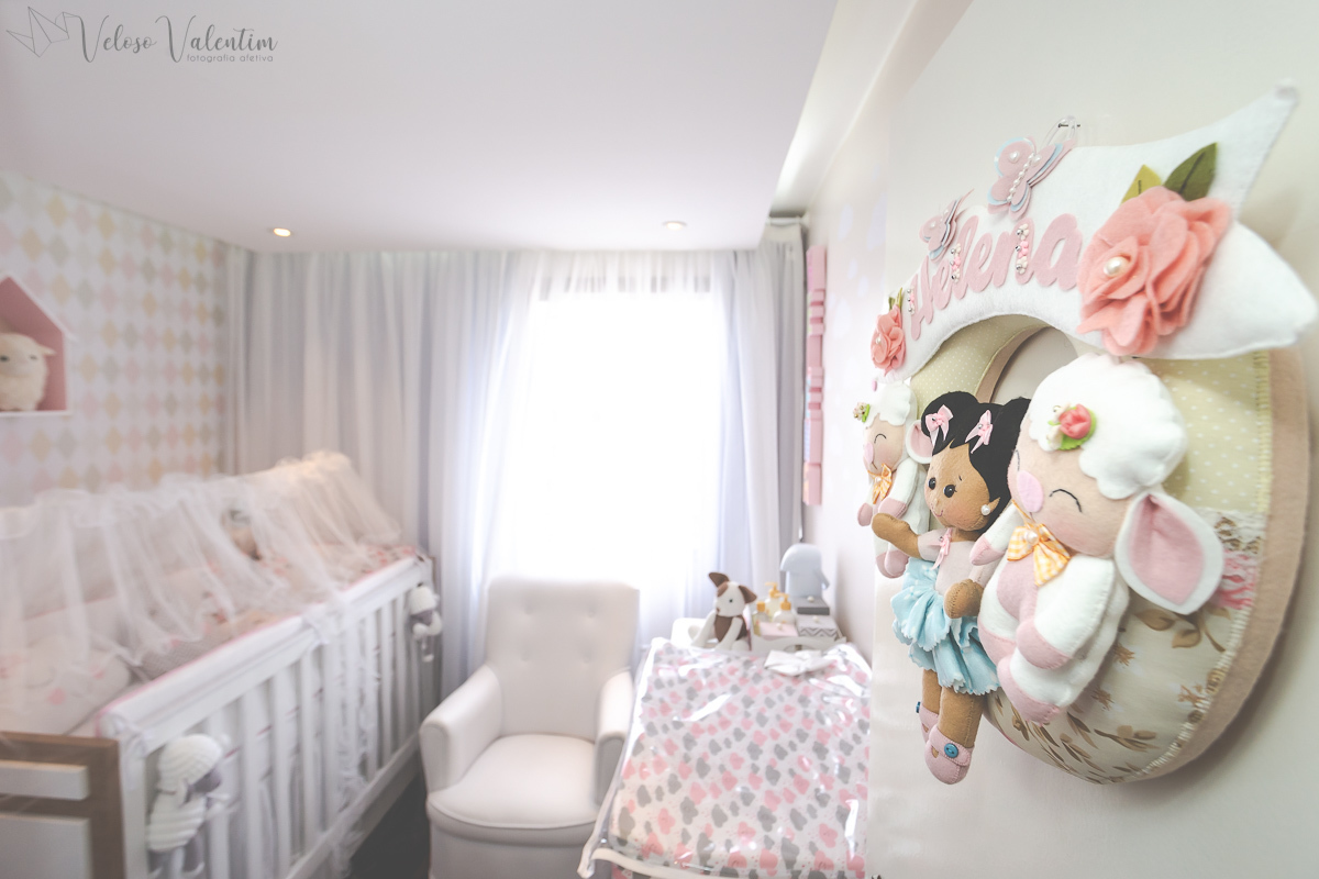 berço do quarto do bebê ensaio gestante em casa brasília df