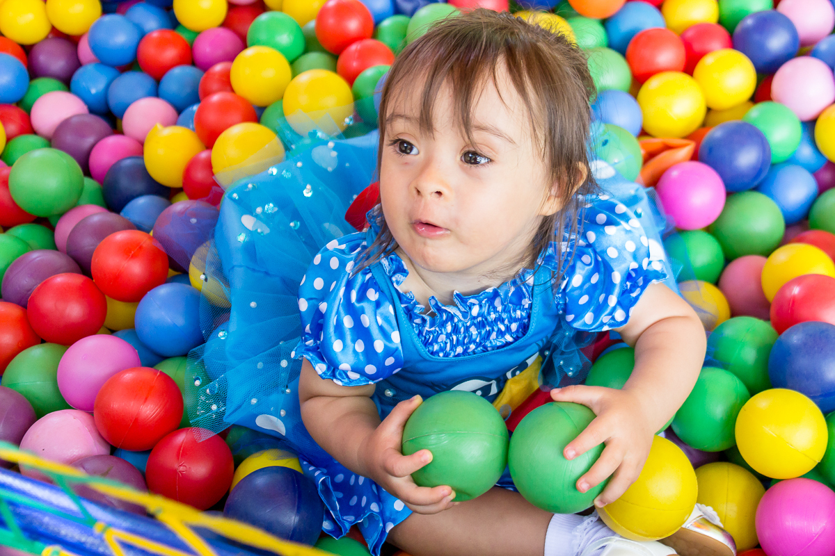 festa de aniversário infantil Julia 2 anos tema galinha pintadinha sindrome de down Brasília DF