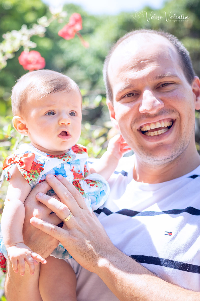 ensaio acompanhamento do primeiro ano do bebê Aurora 4 meses em casa com a família Brasília DF