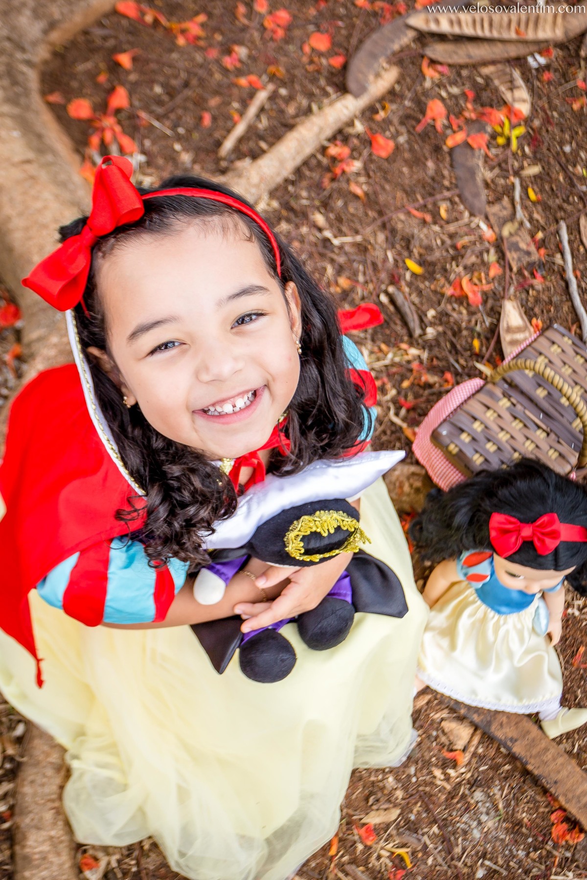 Ensaio Gestante Guará Brasília ao ar livre no parque casal céu azul cerrado